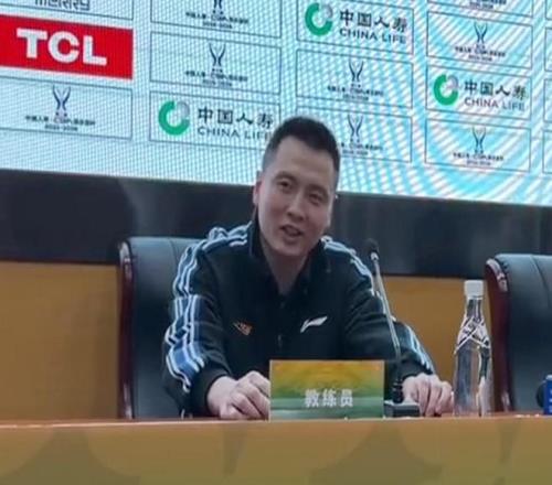 韦思佳澳网,首秀告负,央视新闻客,开云,KaiYun,开云官网,kaiyun·开云（中国）官网,kaiyun·开云（中国）下载,开云APP